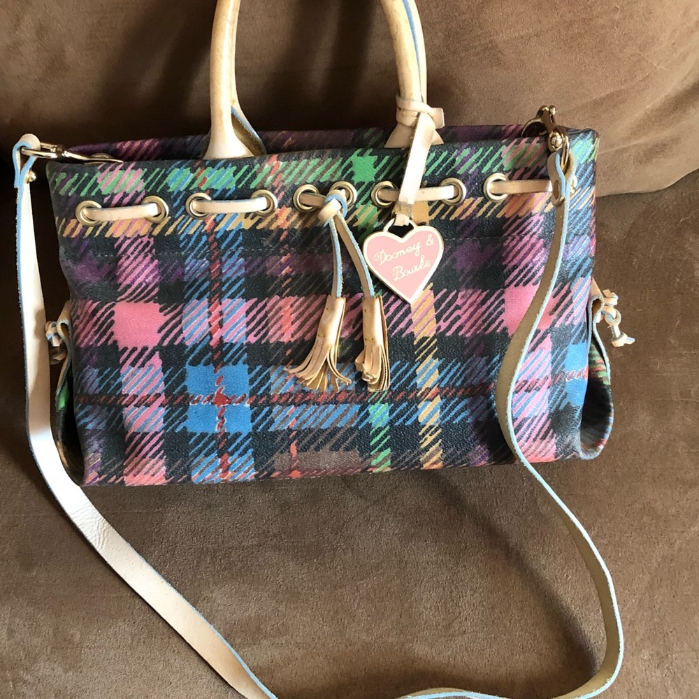 Dooney & Bourke